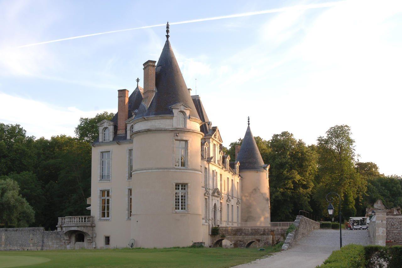 Chateau D'Augerville Golf & Spa Resort Augerville-la-Rivière Exterior foto