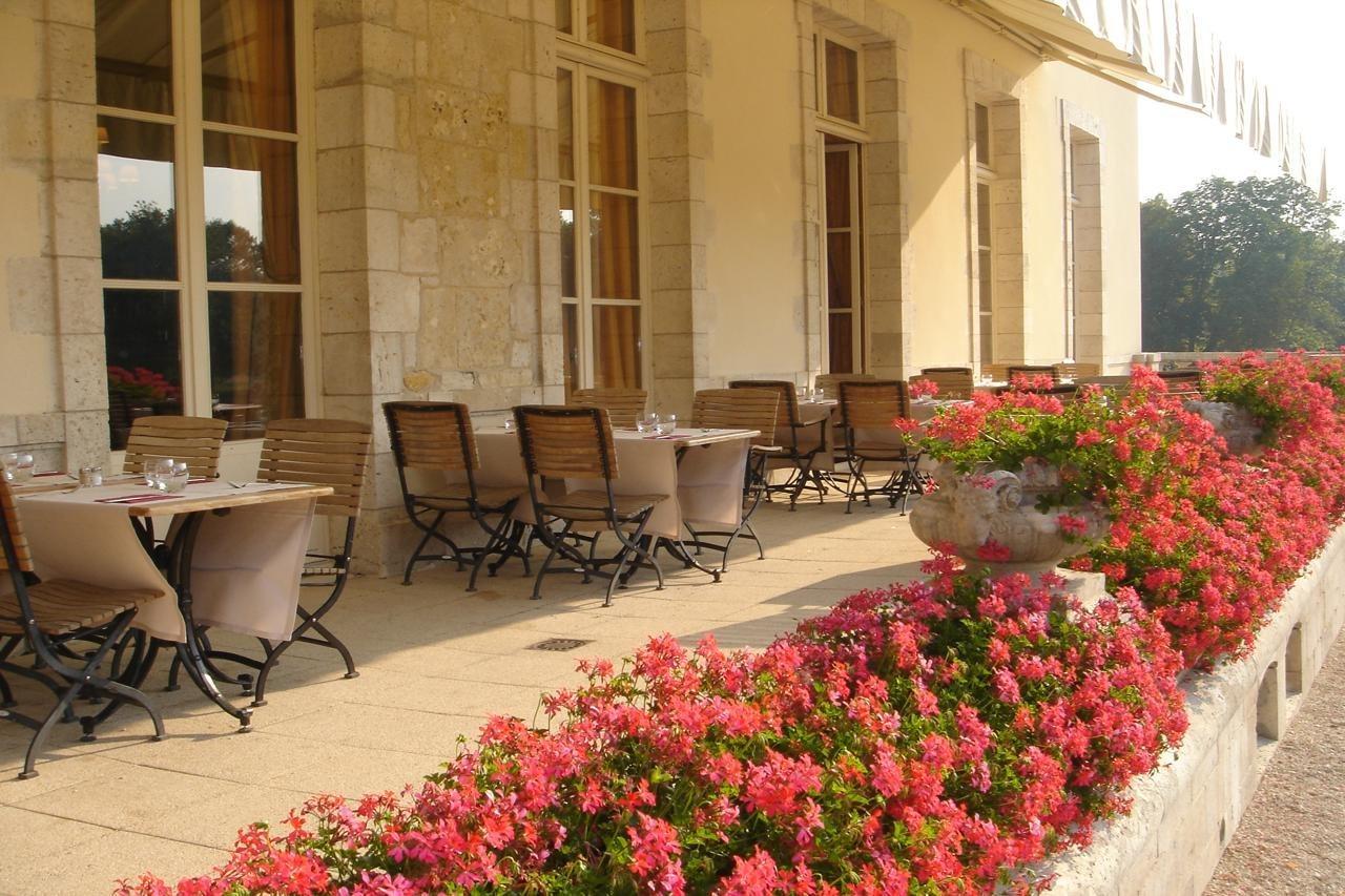 Chateau D'Augerville Golf & Spa Resort Exterior foto