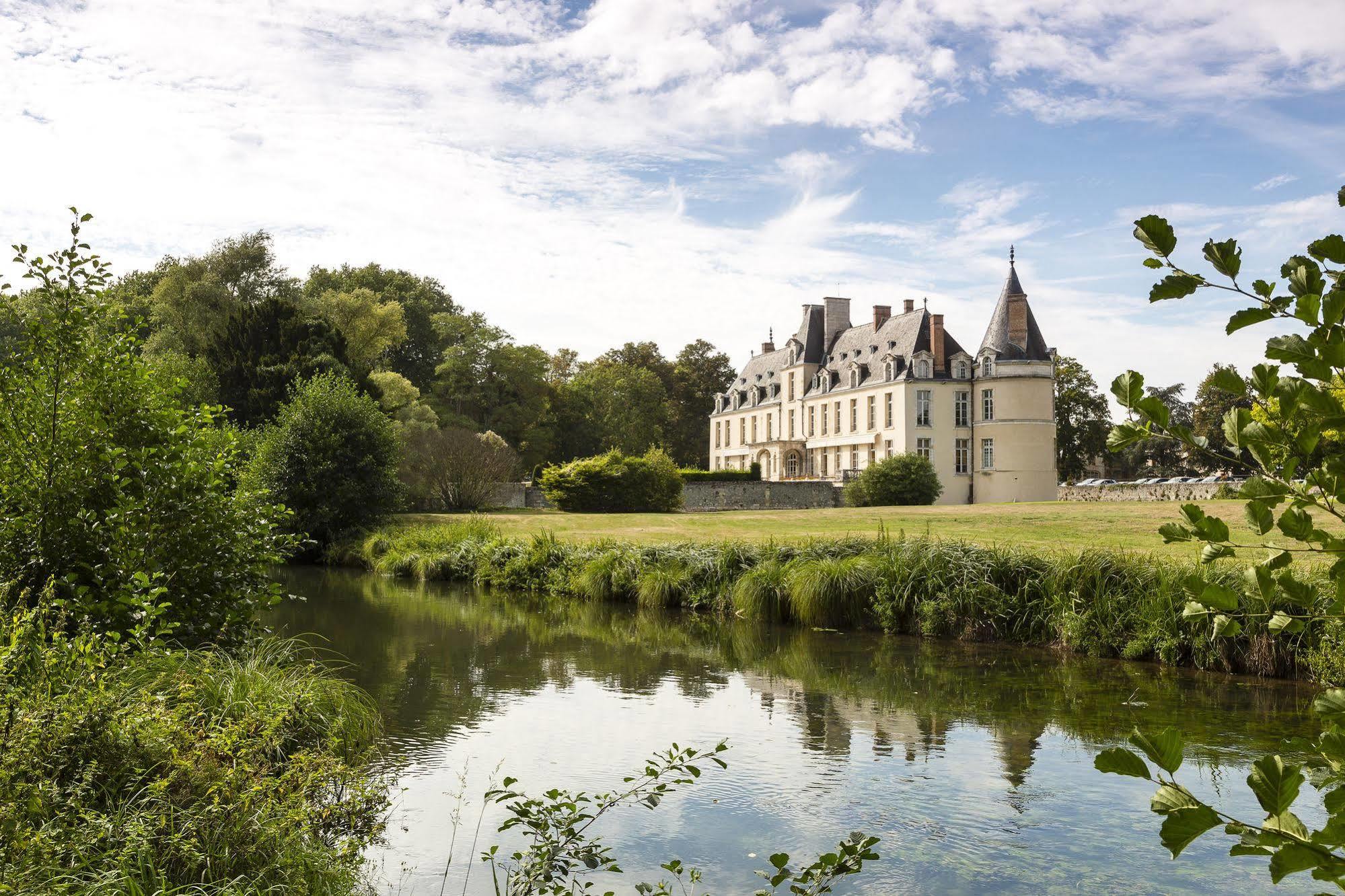 Chateau D'Augerville Golf & Spa Resort Augerville-la-Rivière Exterior foto