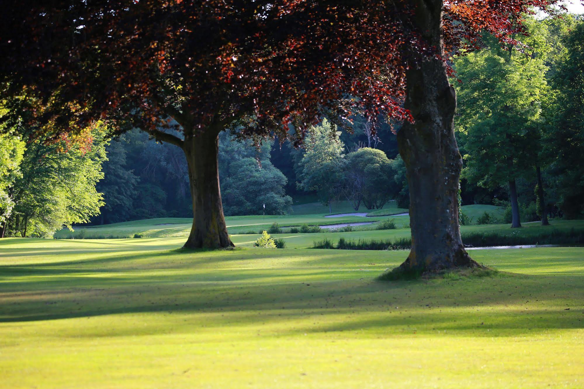 Chateau D'Augerville Golf & Spa Resort Exterior foto