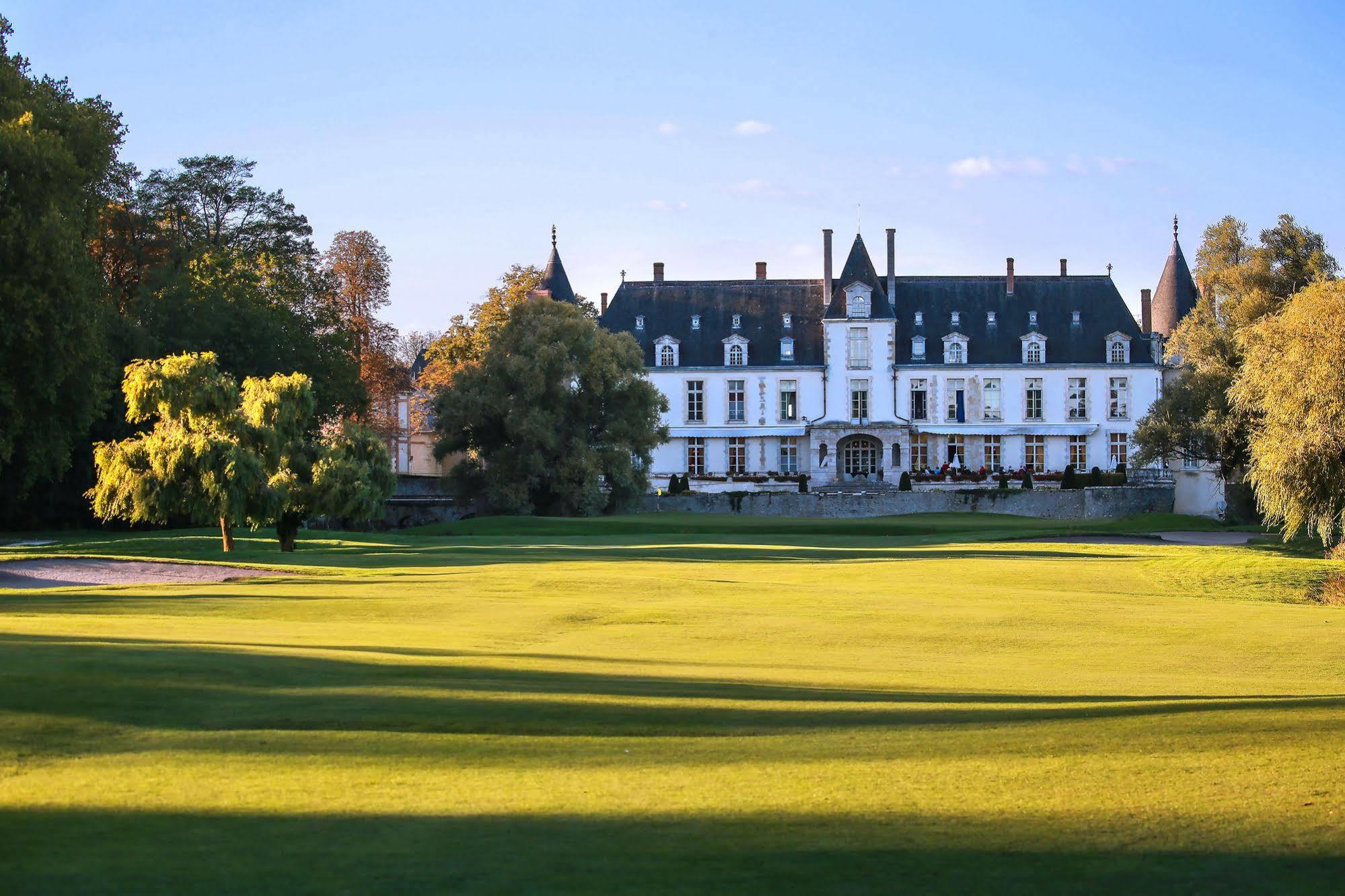 Chateau D'Augerville Golf & Spa Resort Augerville-la-Rivière Exterior foto